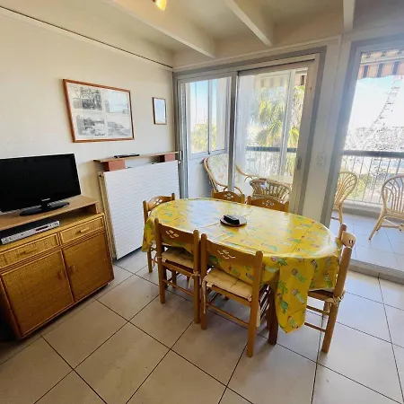 Spacieux A Cap D'agde, Proche Port, Commodites Et Plage, Parking Inclus - Fr-1-723-10 Agde